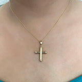 ROUNDED TIP CROSS PENDANT